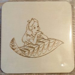 Sous-verre en bois "Alice"